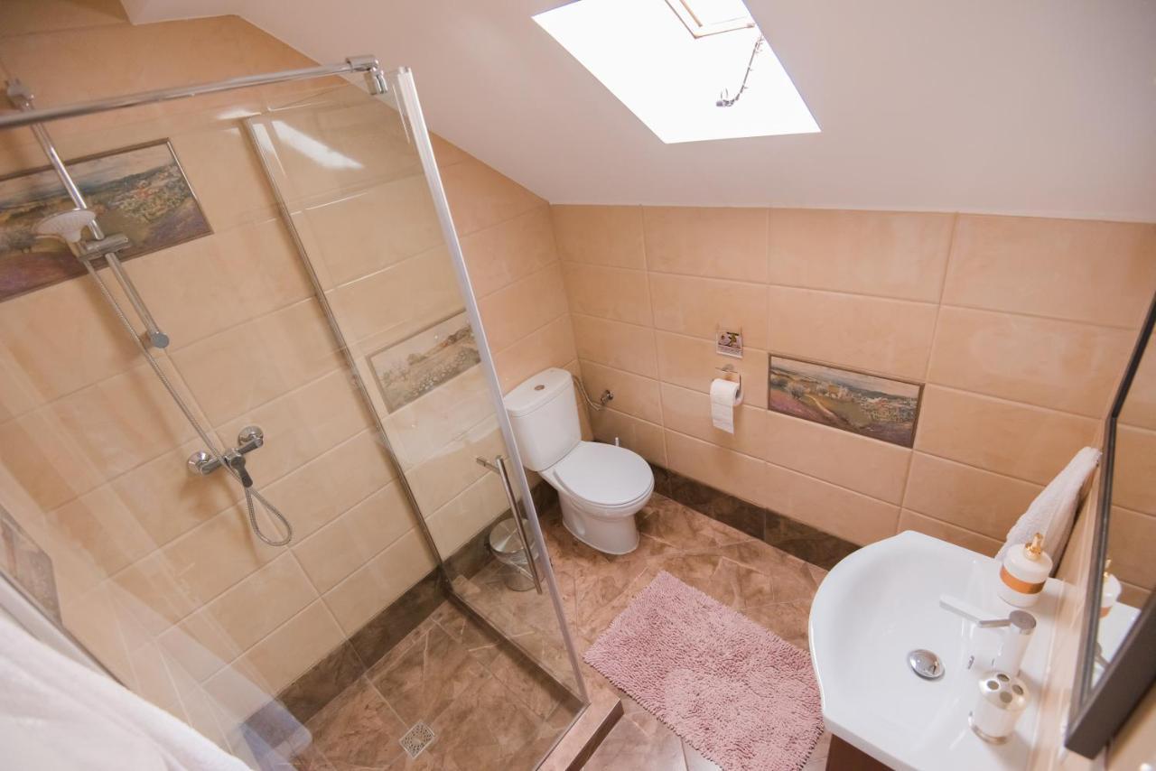Vila Chic M Hotel Моечу де Жос Екстериор снимка