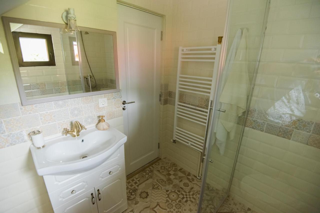 Vila Chic M Hotel Моечу де Жос Екстериор снимка