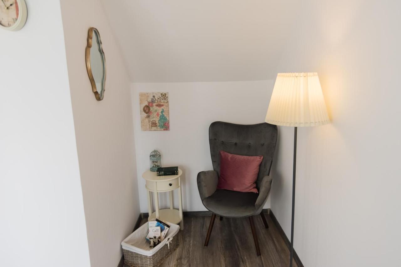 Vila Chic M Hotel Моечу де Жос Екстериор снимка