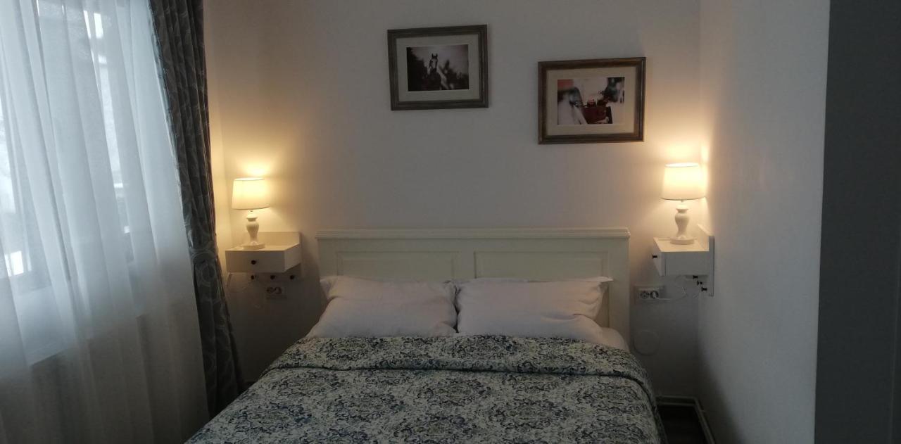 Vila Chic M Hotel Моечу де Жос Екстериор снимка