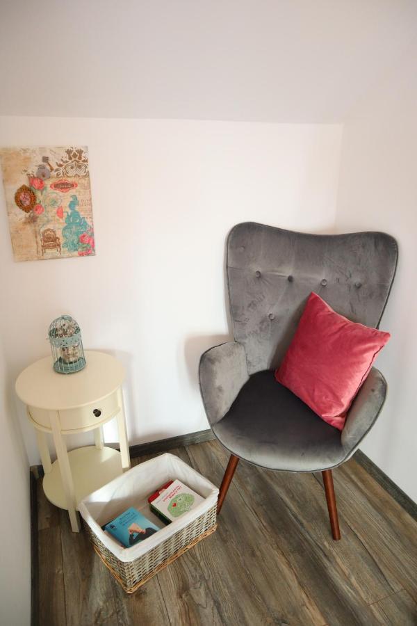 Vila Chic M Hotel Моечу де Жос Екстериор снимка