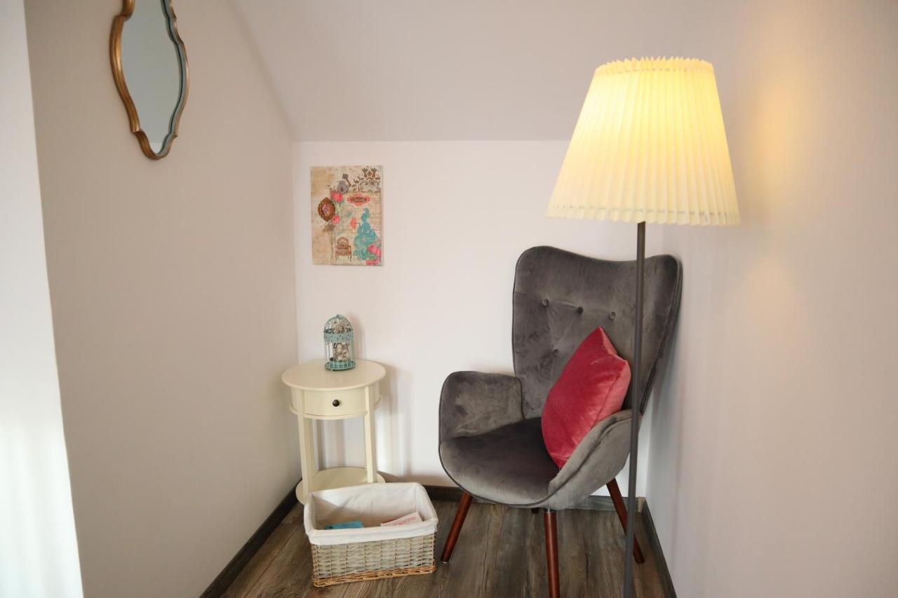 Vila Chic M Hotel Моечу де Жос Екстериор снимка